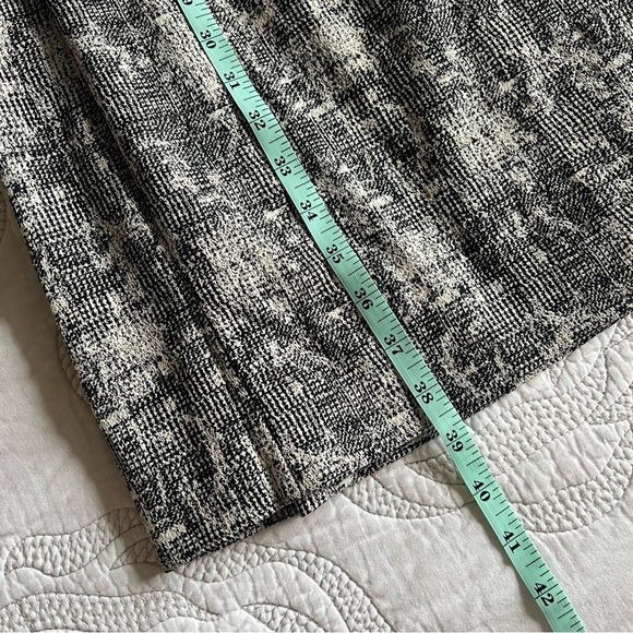 NWT - M.M. LaFleur - The Aditi 2.0—Modern Houndstooth - Black / Sand - Picture 13 of 13